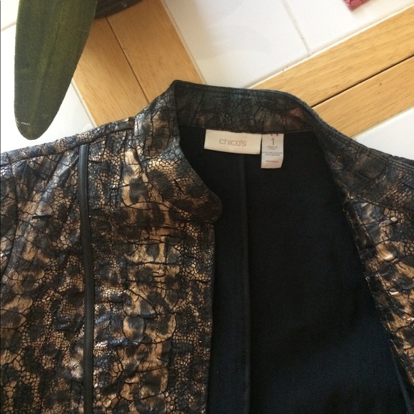 Chico’s size 1 animal print jacket - Picture 1 of 7